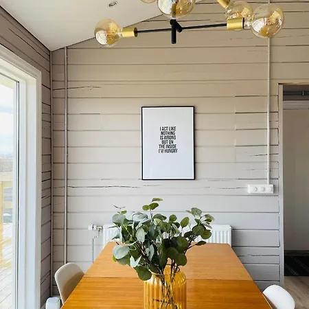 Stylish Cottage With Hot Tub Stori As Exterior photo
