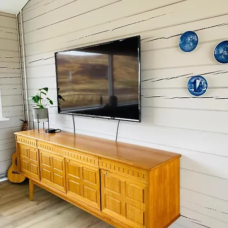 Stylish Cottage With Hot Tub Stori As Exterior photo